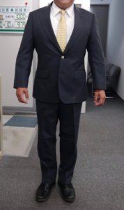 男性スーツの写真